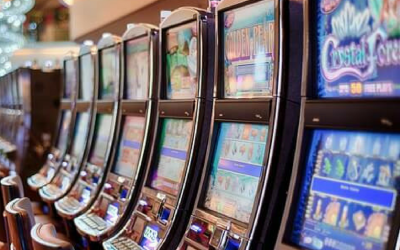 Slot machine strategy: how to improve your odds
